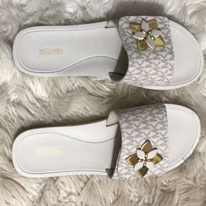 Michael Kors sandals authenticate